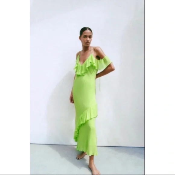 green emerald velvet dress ZARA. Long green dress Tm – Hibuy market main image 0